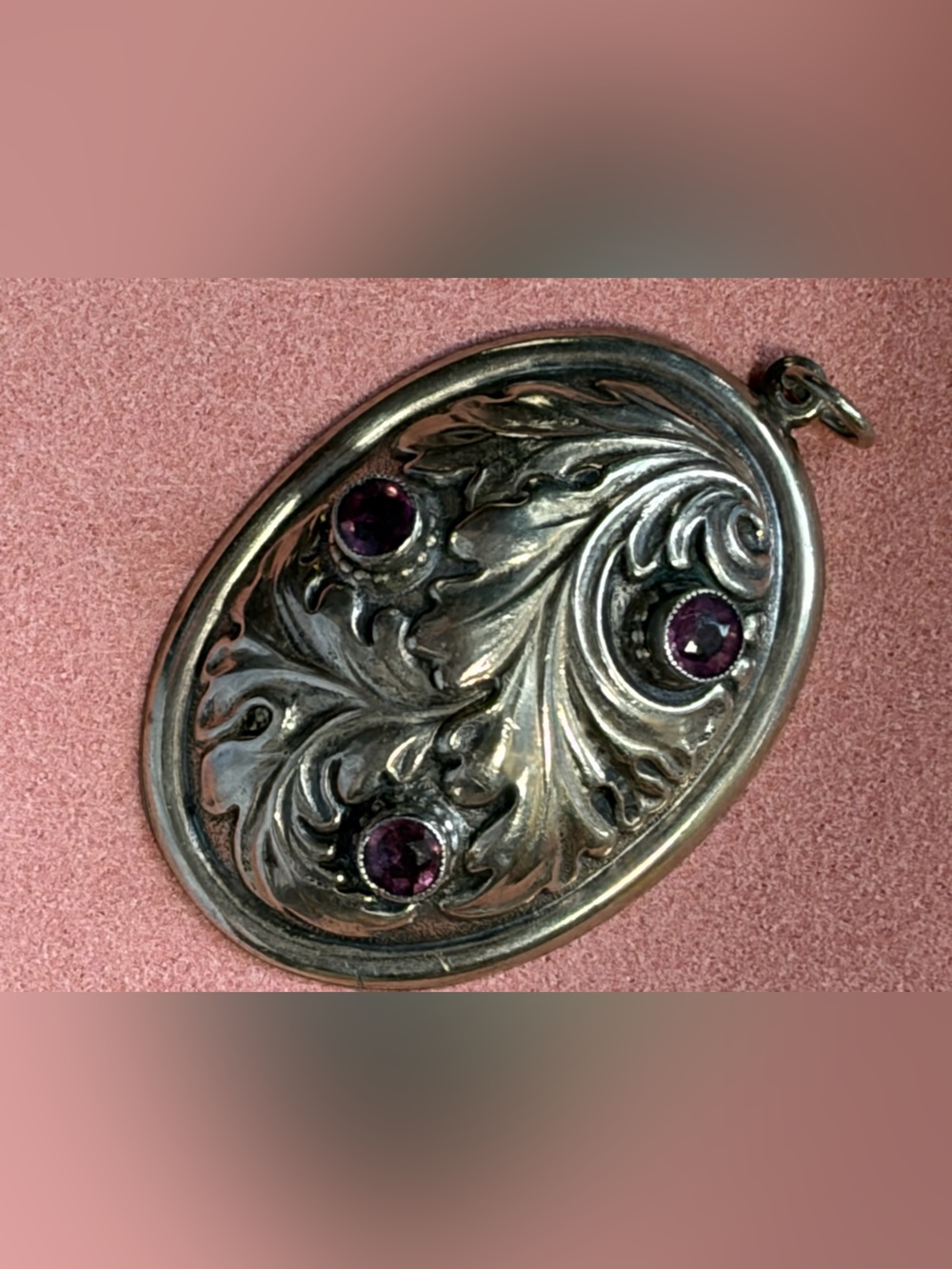 Art Nouveau Antique Leaf Foliage With Purple Paste Stones Large Oval Pendant - Picture 5 of 13